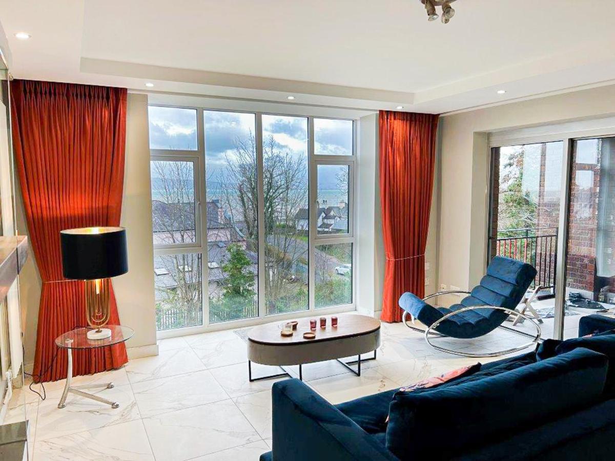 Modern Luxurious Apartment W/ Patio Balcony & View Jordanstown エクステリア 写真